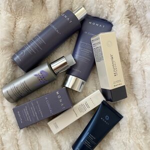 Monat Hair and Skin Care Set in Blue and White